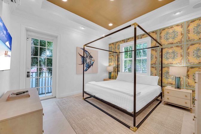 The Modern Castle: Luxury 8-BR Estate with Pool & Rooftop Lounge for Groups image 133