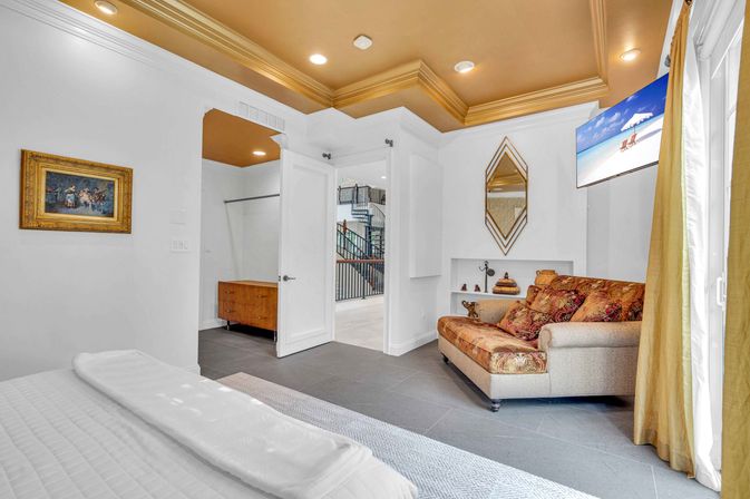 The Modern Castle: Luxury 8-BR Estate with Pool & Rooftop Lounge for Groups image 122