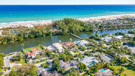Harbor Key: 6-BR Villa with Pool, Lounge Areas & Outdoor Bar for Group Getaways image 88