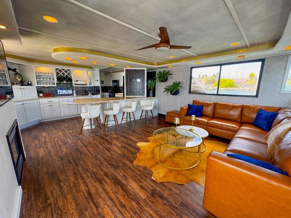 80ft Super Yacht - San Diego's Best Luxury Experience! image 10