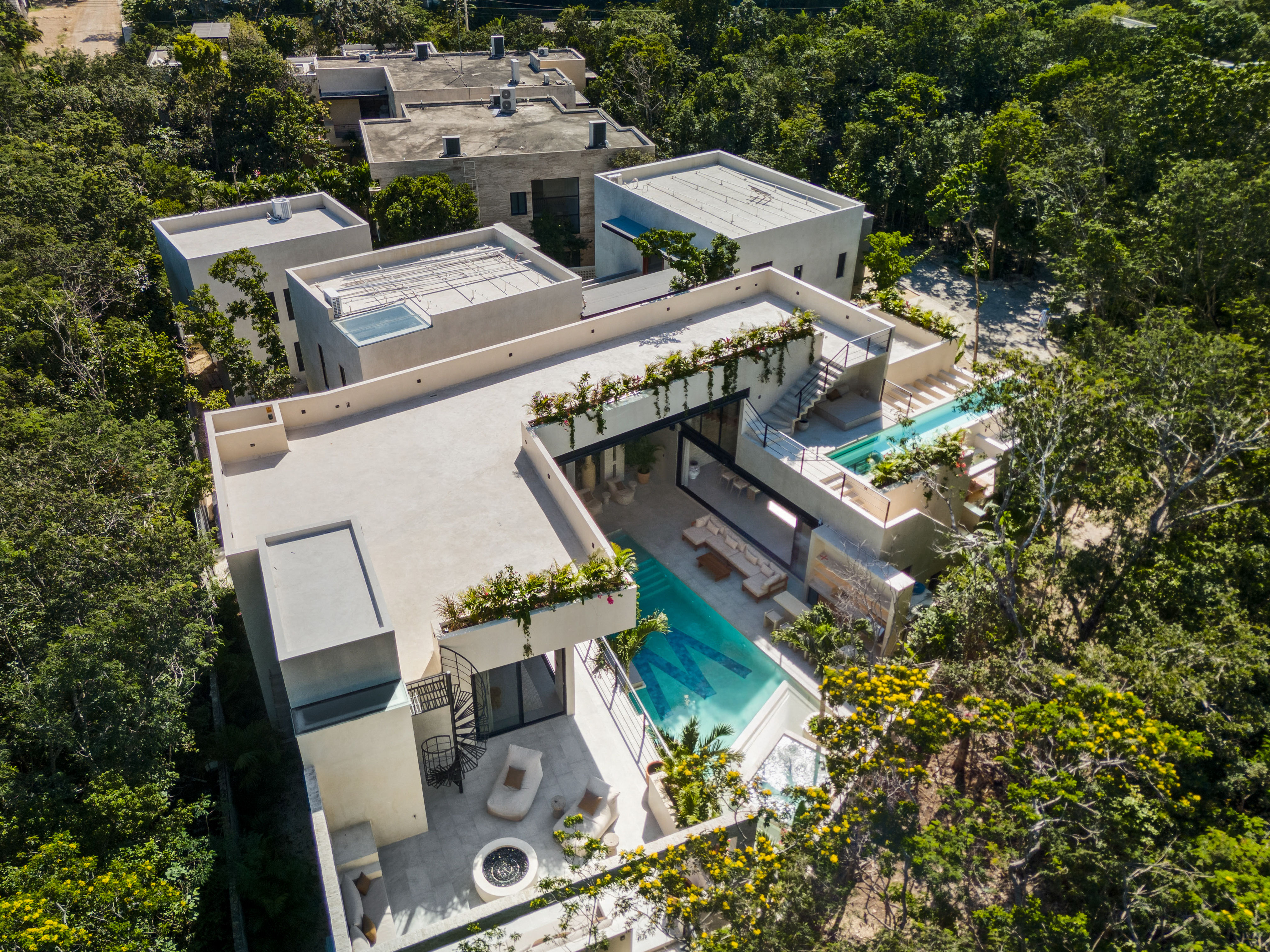 Casa W - Resort Style Villa in Tulum image 2