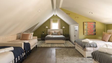 Outdoor Oasis: Heated Cowboy Pool, Infrared Sauna, Golf, Games + Gym image 25