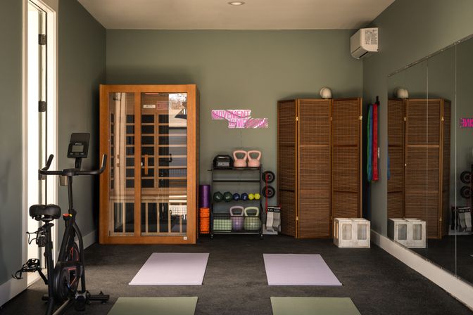 Outdoor Oasis: Heated Cowboy Pool, Infrared Sauna, Golf, Games + Gym image 29