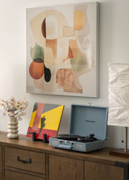 Modern Villa with Heated Cowboy Pool + Outdoor Movie Theater, 6 Mins from Downtown image 8