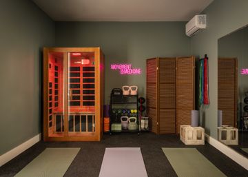 Outdoor Oasis: Heated Cowboy Pool, Infrared Sauna, Golf, Games + Gym image 30