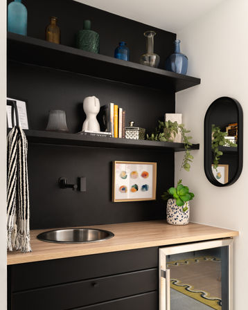 Modern Villa with Heated Cowboy Pool + Outdoor Movie Theater, 6 Mins from Downtown image 15