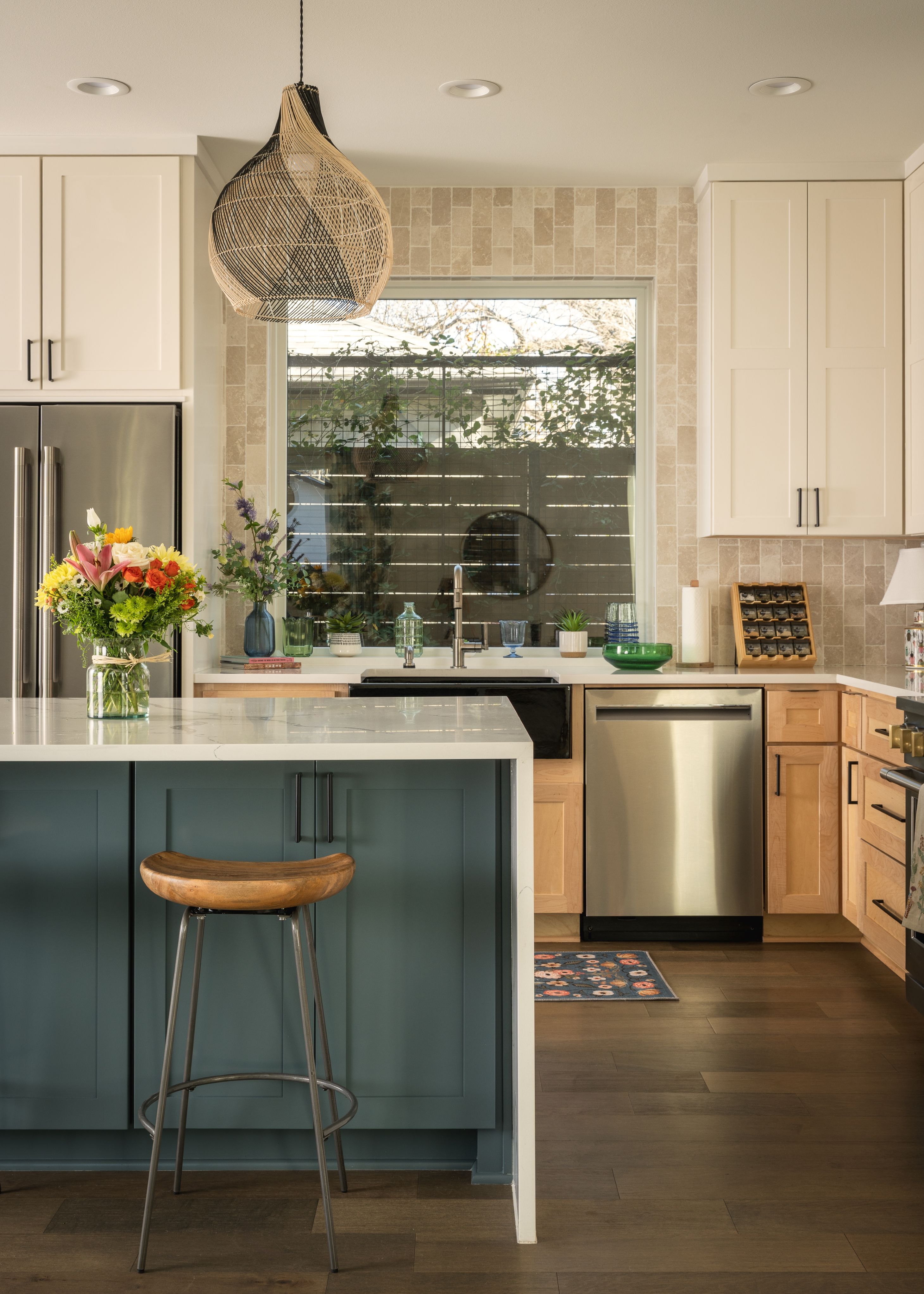 Outdoor Oasis: Heated Cowboy Pool, Infrared Sauna, Golf, Games + Gym image 4