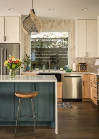 Outdoor Oasis: Heated Cowboy Pool, Infrared Sauna, Golf, Games + Gym image 4