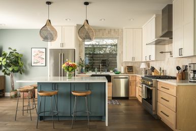 Outdoor Oasis: Heated Cowboy Pool, Infrared Sauna, Golf, Games + Gym image 3