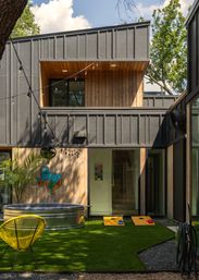 Modern Villa with Heated Cowboy Pool + Outdoor Movie Theater, 6 Mins from Downtown image 64