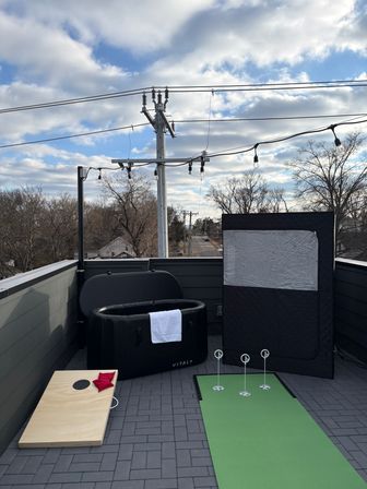 Wellness & Comfort Rentals for Airbnbs & Hotels: Cold Plunge, Sauna, E-Bikes, Recovery Kits (Free Delivery) image 9