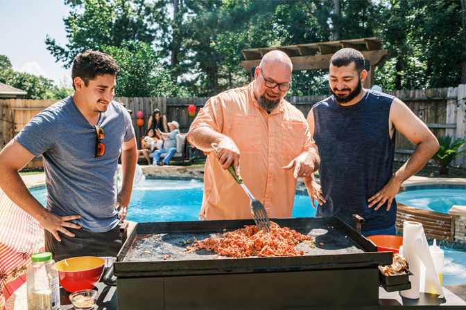 Food & Drink Rentals for Airbnbs & Hotels: Frozen Drink & Espresso Martini Maker, Bar Setups (Free Delivery) image 4