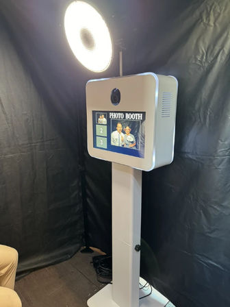 Photo & Content Rentals for Airbnbs & Hotels: Photo Booth, Backdrop, Selfie Stand, Lighting (Free Delivery) image 10