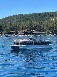 24ft Bennington Pontoon Rental image