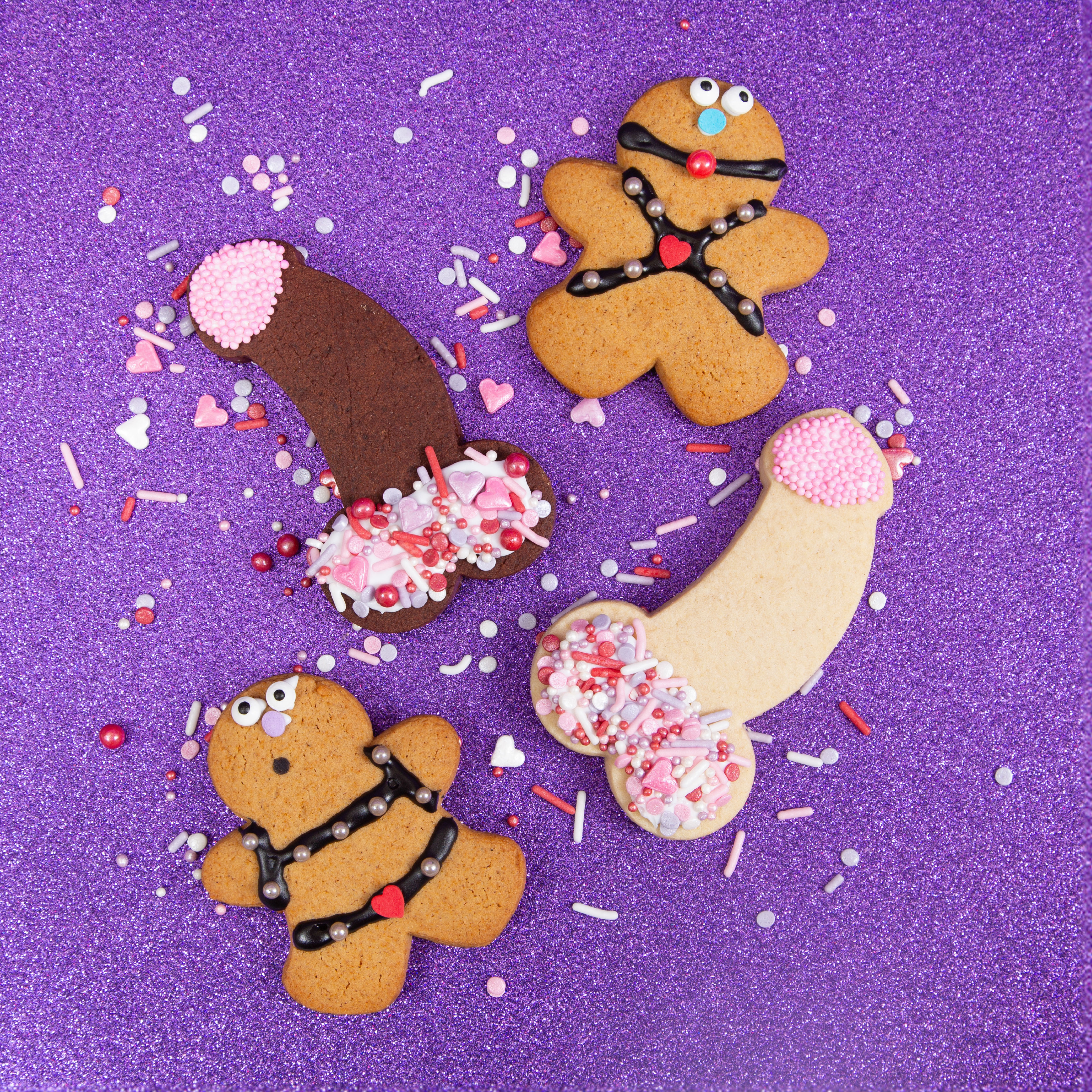 Cock-A-Doodle Cookies: 4 Inches Never Tasted So Good image 1