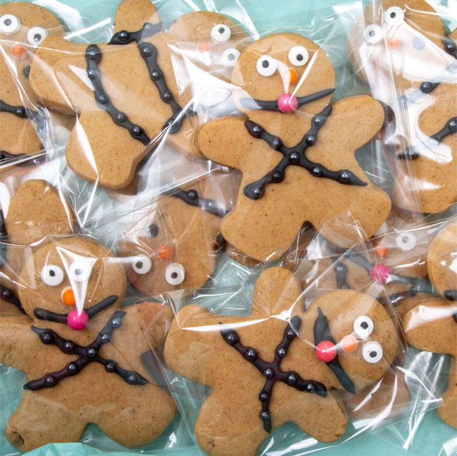 Cock-A-Doodle Cookies: 4 Inches Never Tasted So Good image 4