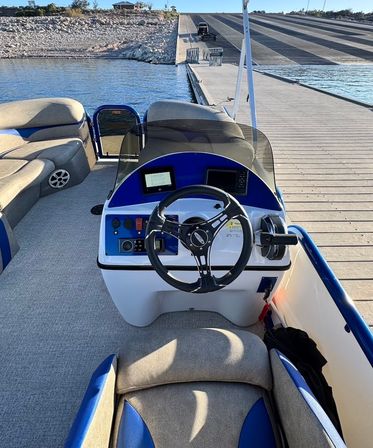 Boat rental at lake pleasant - No need to tow - Speedboats, Pontoons and surf boats image 44