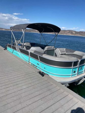 Boat rental at lake pleasant - No need to tow - Speedboats, Pontoons and surf boats image 40