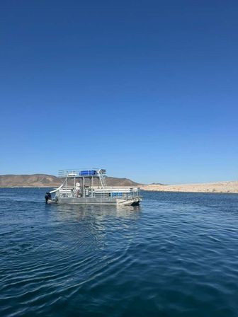 Party Boat at Lake Pleasant with slide - up to 22 passengers - Captained - Killer sound system image 9