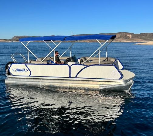 Boat rental at lake pleasant - No need to tow - Speedboats, Pontoons and surf boats image 3