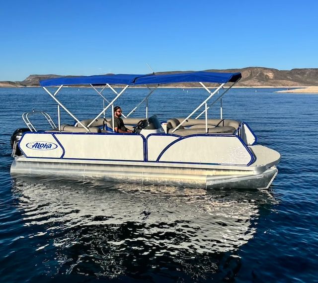 Boat rental at lake pleasant - No need to tow - Speedboats, Pontoons and surf boats image 3