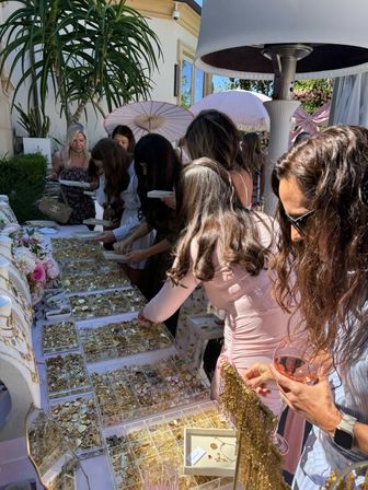 Charm Bar Experience - Design Your Own Jewelry & Acessories image 3