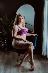 Boudoir Photography Mini Sessions with Makeup for your Party! image 22