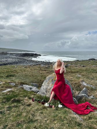 Boudoir Photography Mini Sessions with Makeup for your Party! image 9