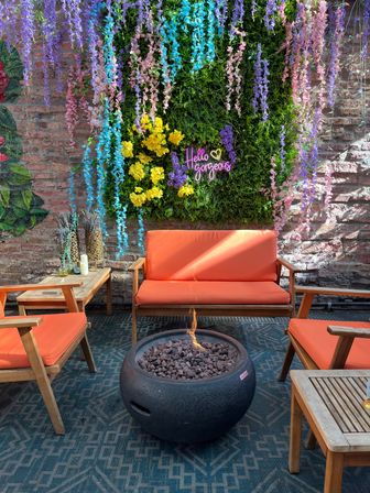 The Dandy Crown's Secret Garden Pop-Up image 6