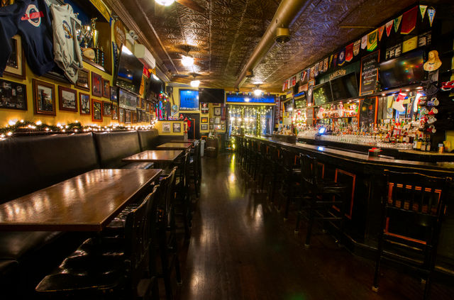 AJ Hudson's: Soccer Bar & English Pub in Chicago image 4