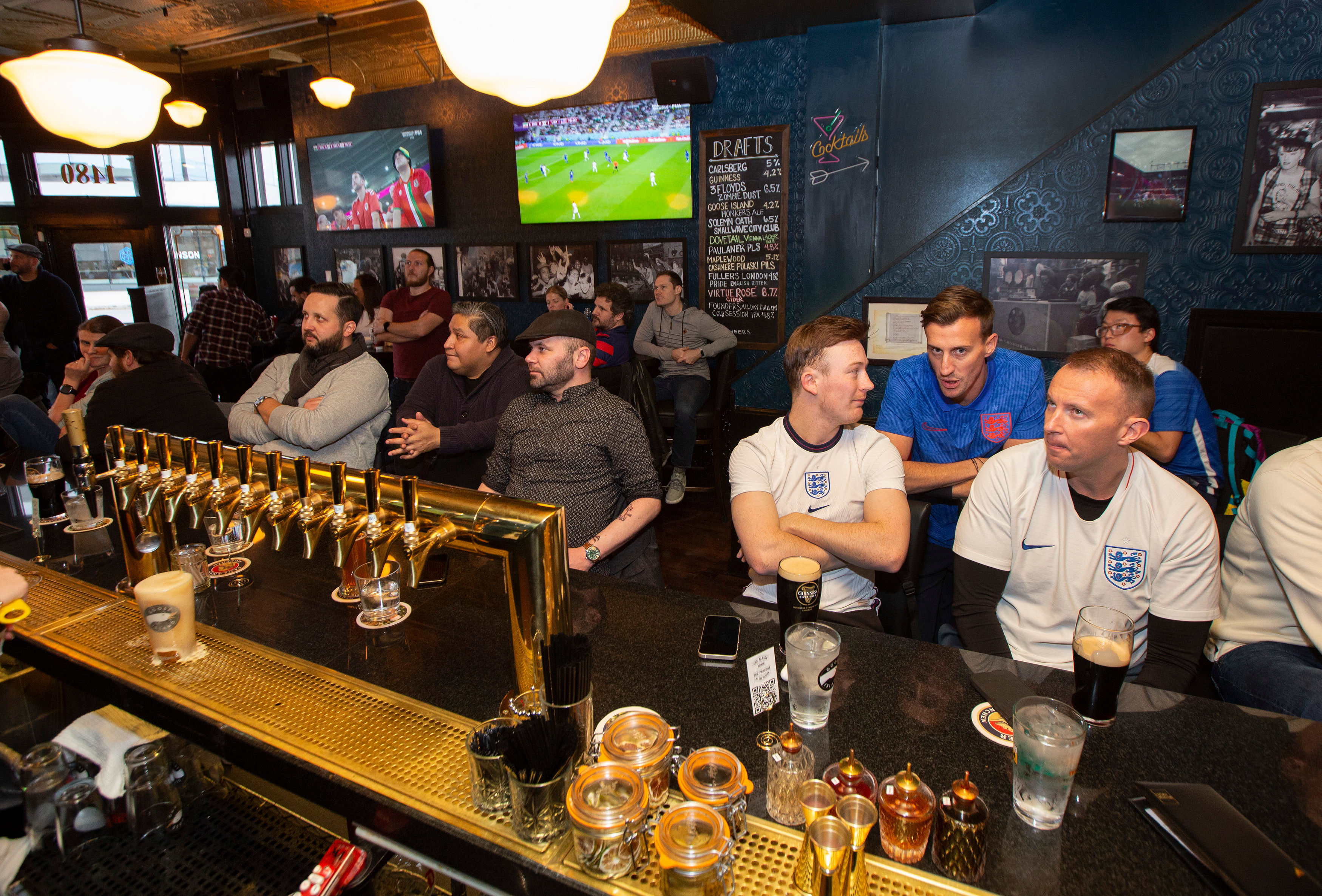 The Albion Manor: Your Patio and Soccer Destination image 2