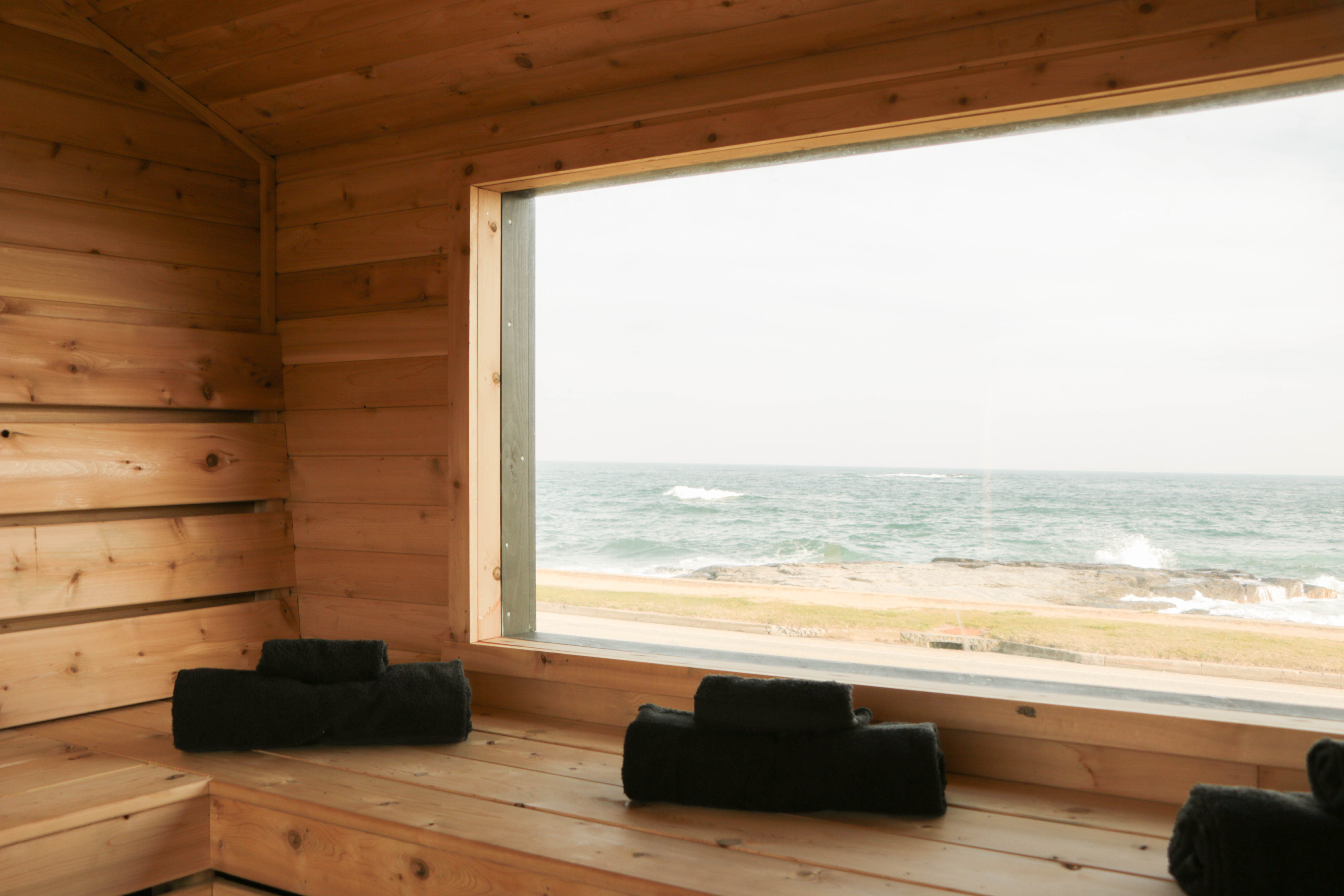 Après-Beach Sauna & Cold Plunge Recovery up to 10 people image 1