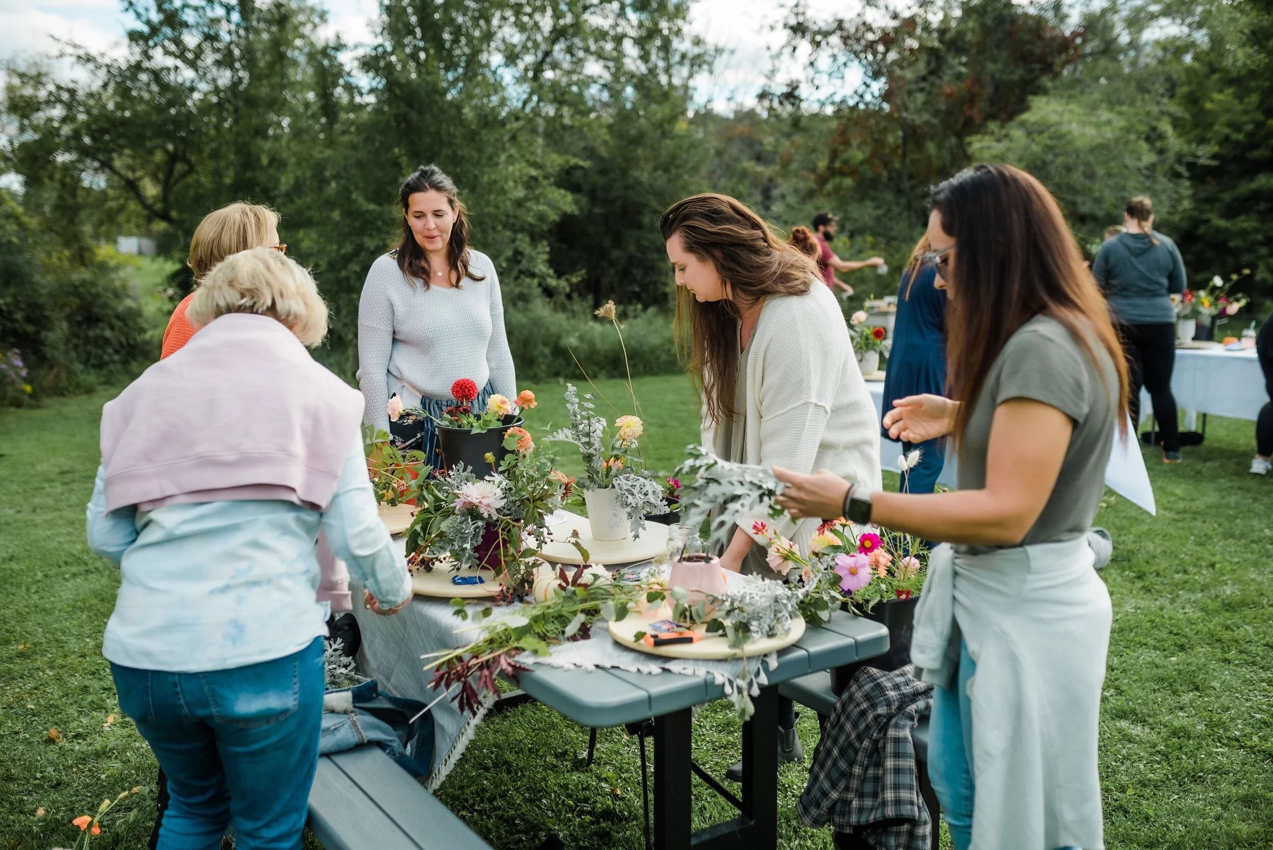 Luxury Floral Design Workshops & Event Styling in Los Angeles image 4