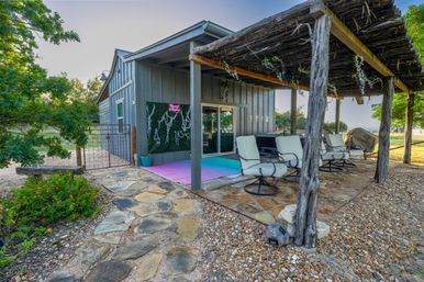 Laurel Court Cottages: Hot Tubs, Firepits, Pickleball, Party Room image 41