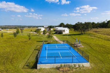 Laurel Court Cottages: Hot Tubs, Firepits, Pickleball, Party Room image 64