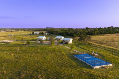 Laurel Court Cottages: Hot Tubs, Firepits, Pickleball, Party Room image 39