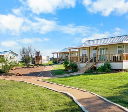 Laurel Court Cottages