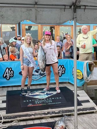 Destin Offshore Fishing Charter — Trolling, Reefs & More image 18