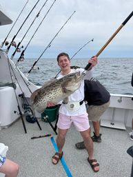 Destin / 30a’s Offshore Fishing Charter Boat image 9