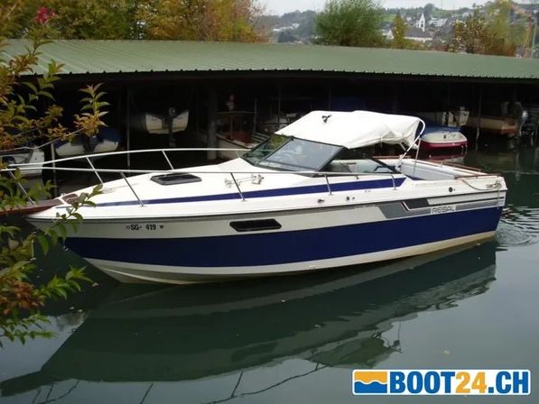 Yacht & Party Bus Rentals for the Ultimate Party on Water image 9
