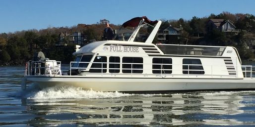 Yacht & Party Bus Rentals for the Ultimate Party on Water image 11