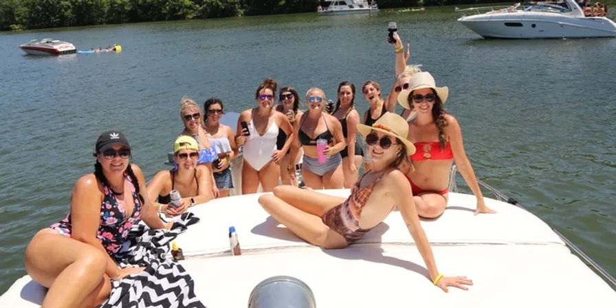 Yacht & Party Bus Rentals for the Ultimate Party on Water image 3