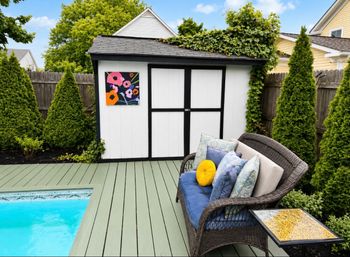 Oasis in the heart of Greenport image 28