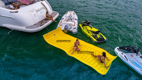 Luxury Charter Rentals for Your Crew image 16