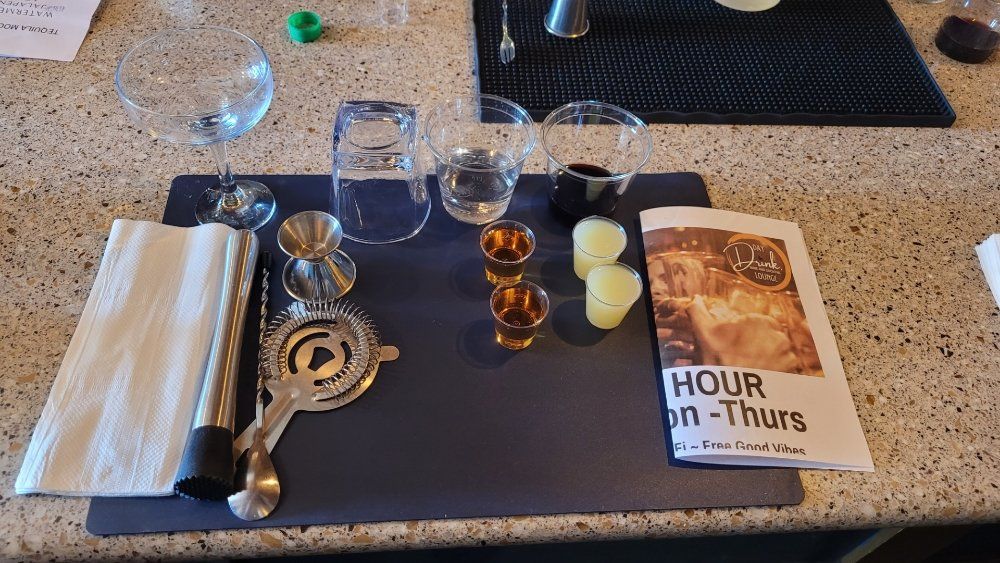 Private Cocktail Making Class in Duncanville: Mixology Party with Expert Bartenders image 1