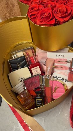 Main Character Gifting: Curated Luxury Gift Boxes image 9